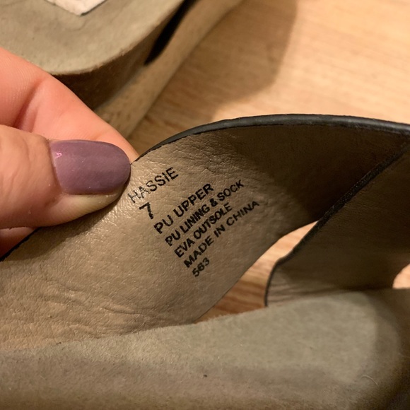 Steve Madden slides - Picture 5 of 5